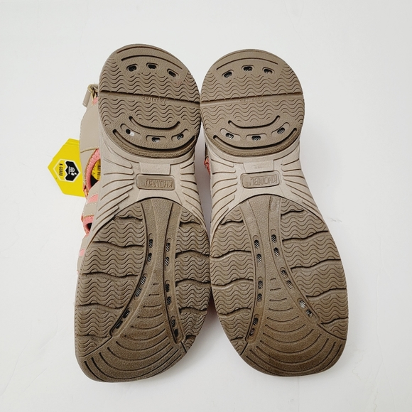 KHOMBU Athletic Sandal in Taupe Coral - Picture 10 of 12